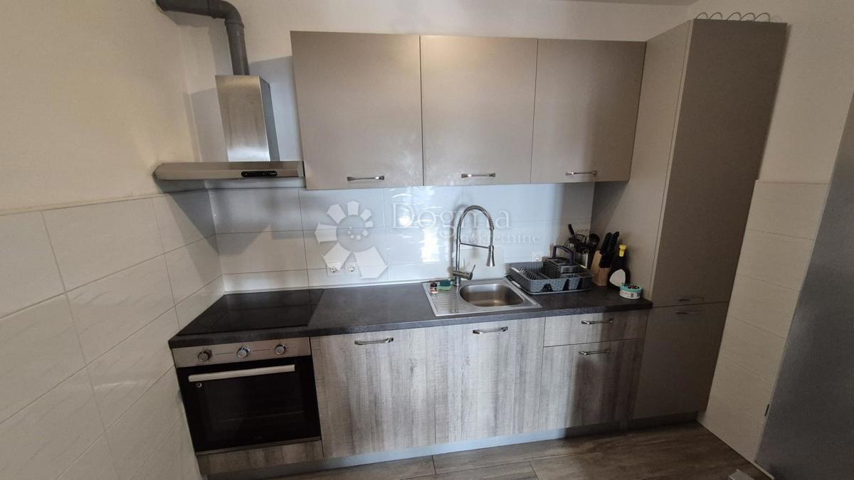 Stanovanje Fuškulin, Poreč, 149,24m2