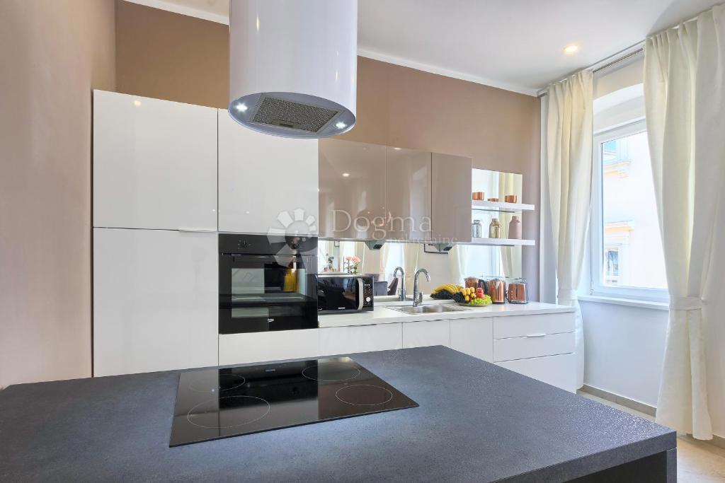 Hiša Centar, Pula, 190m2