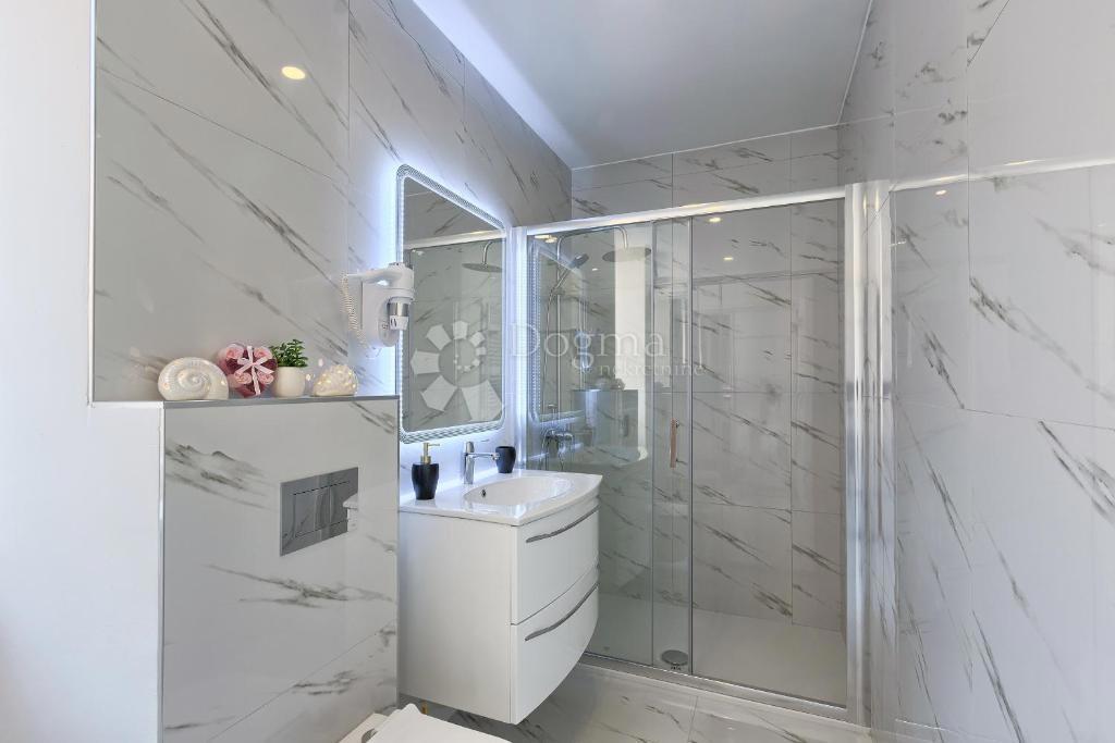 Hiša Centar, Pula, 190m2