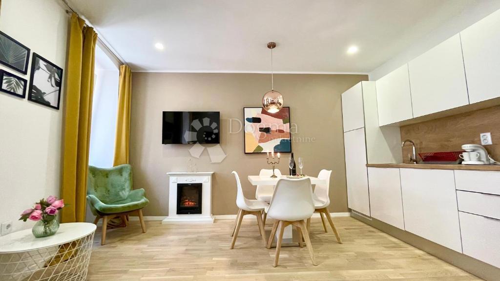 Hiša Centar, Pula, 190m2