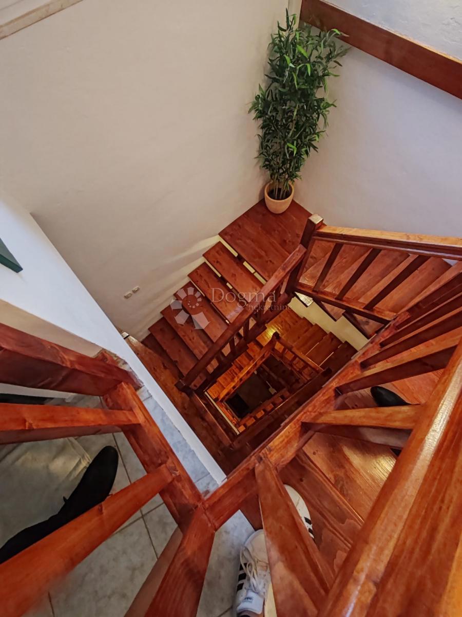 Hiša Gorica, Šibenik, 140m2