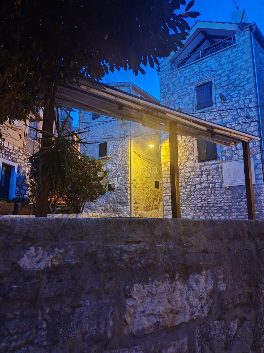 Hiša Gorica, Šibenik, 140m2