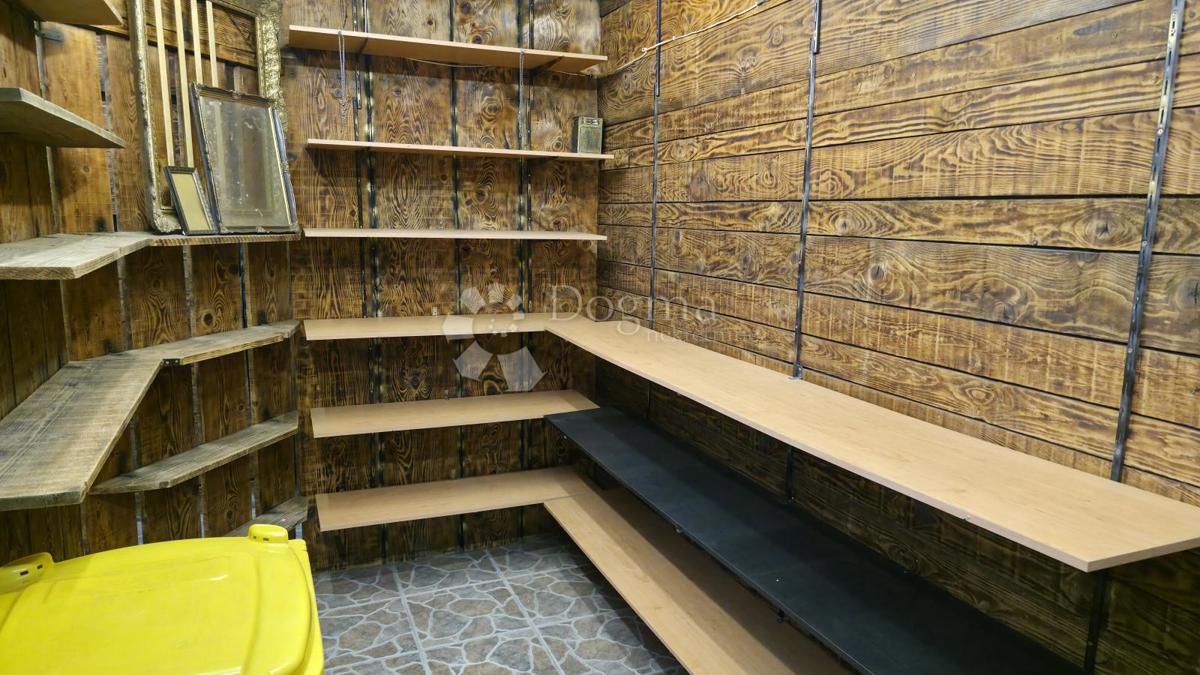 Hiša Ferenščica, Peščenica - Žitnjak, 325m2