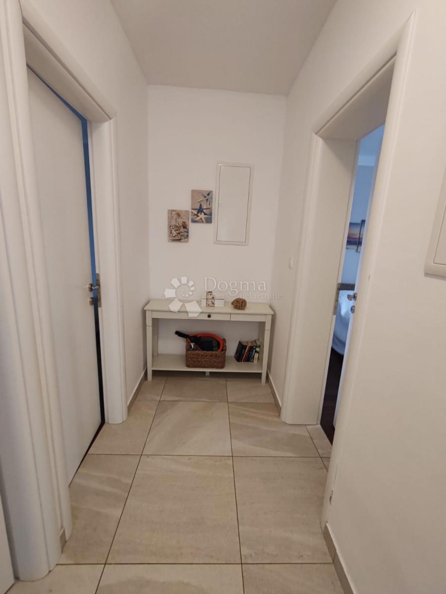 Hiša Bogdanovići, Šibenik - Okolica, 81m2