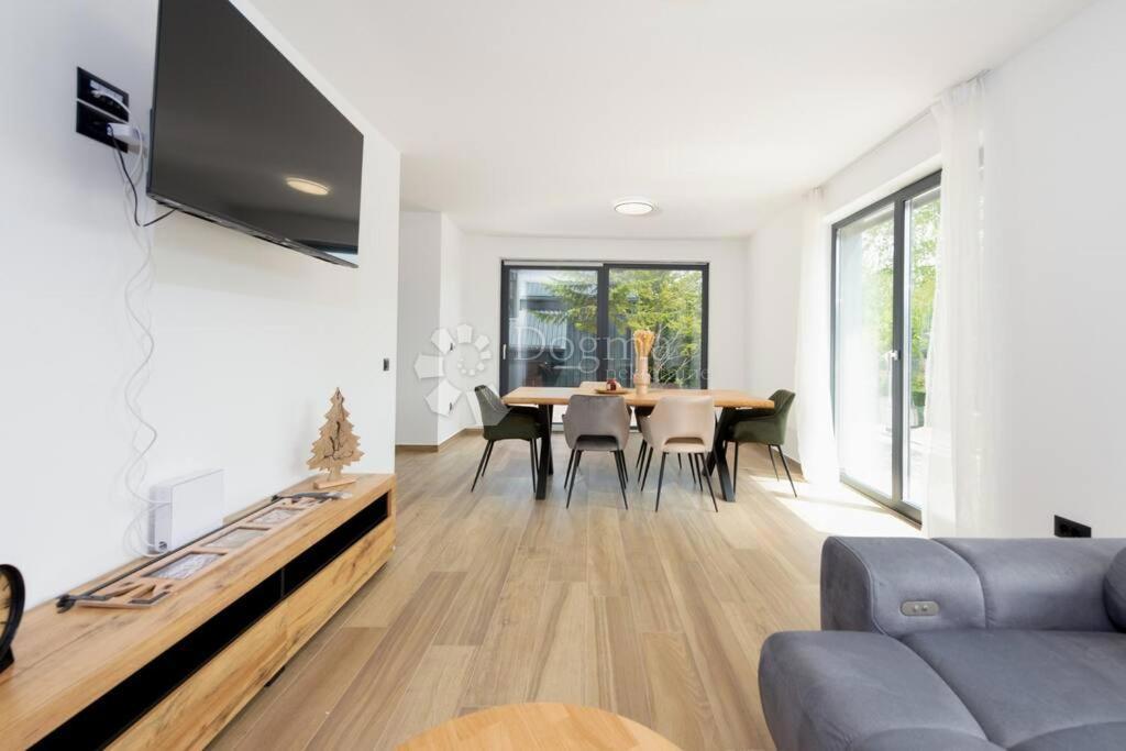 Hiša Delnice, 97,74m2