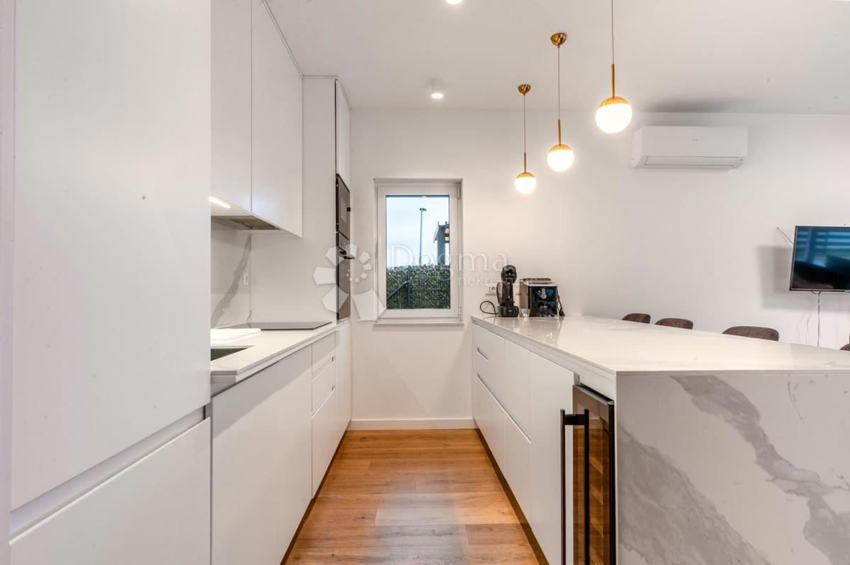 Stanovanje Kostrena, 110,08m2