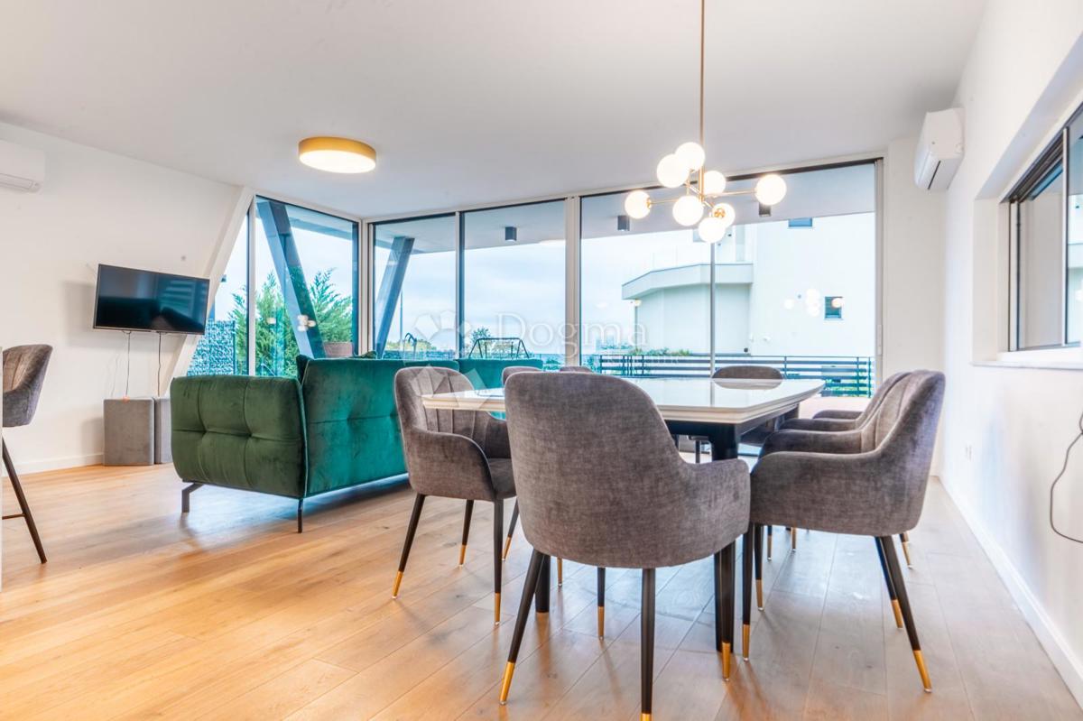 Stanovanje Kostrena, 110,08m2