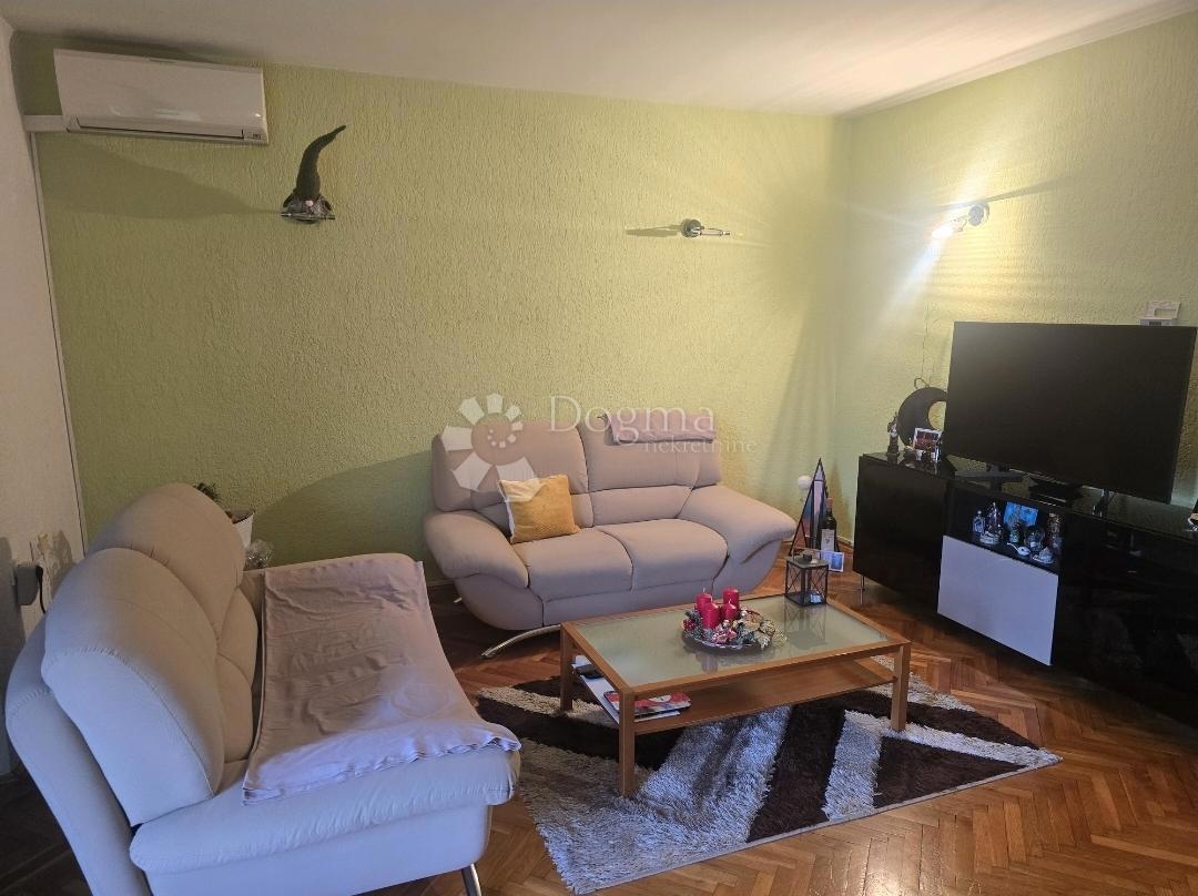 Hiša Drenova, Rijeka, 330m2