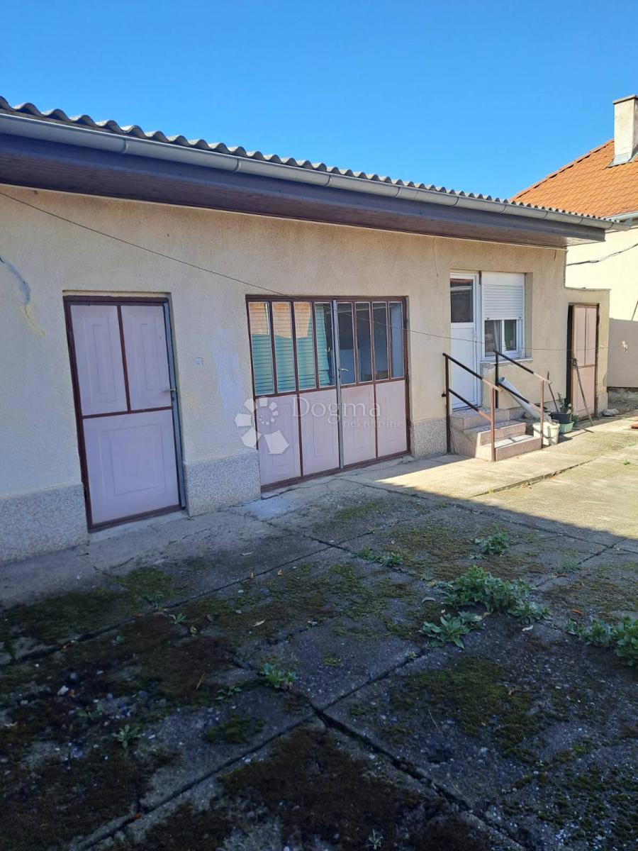 Hiša Bršadin, Trpinja, 90,76m2