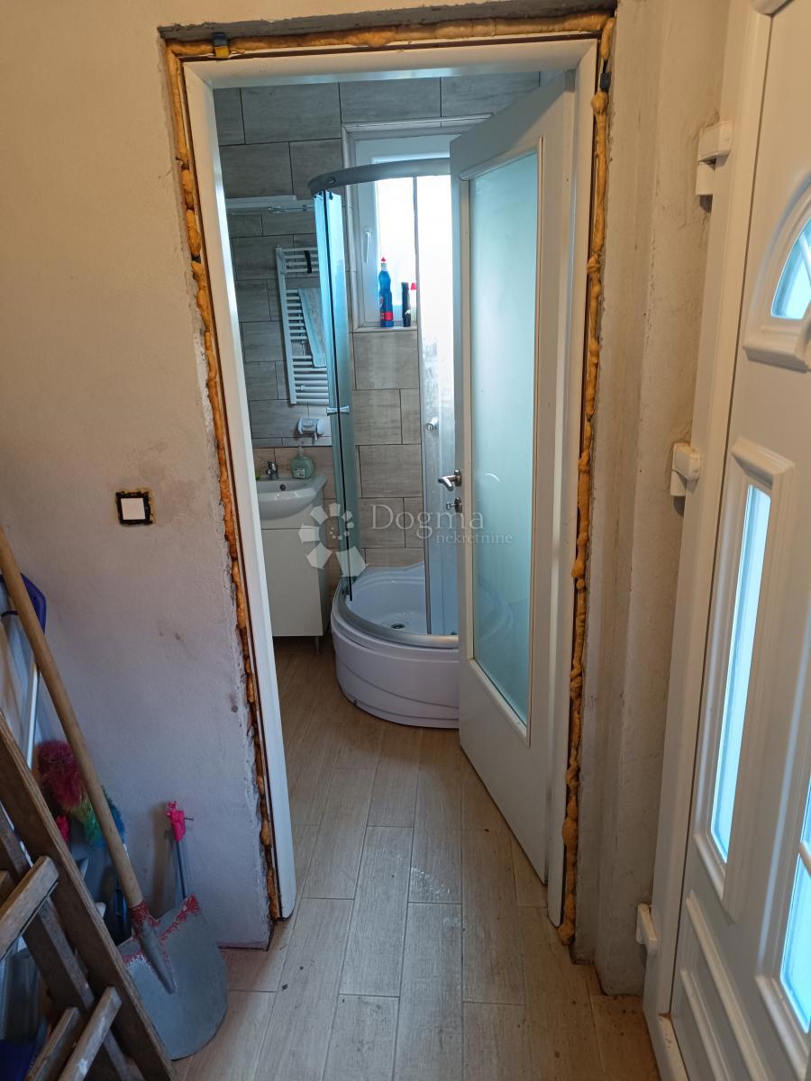 Hiša Svetonedeljski Breg, Sveta Nedelja, 91m2