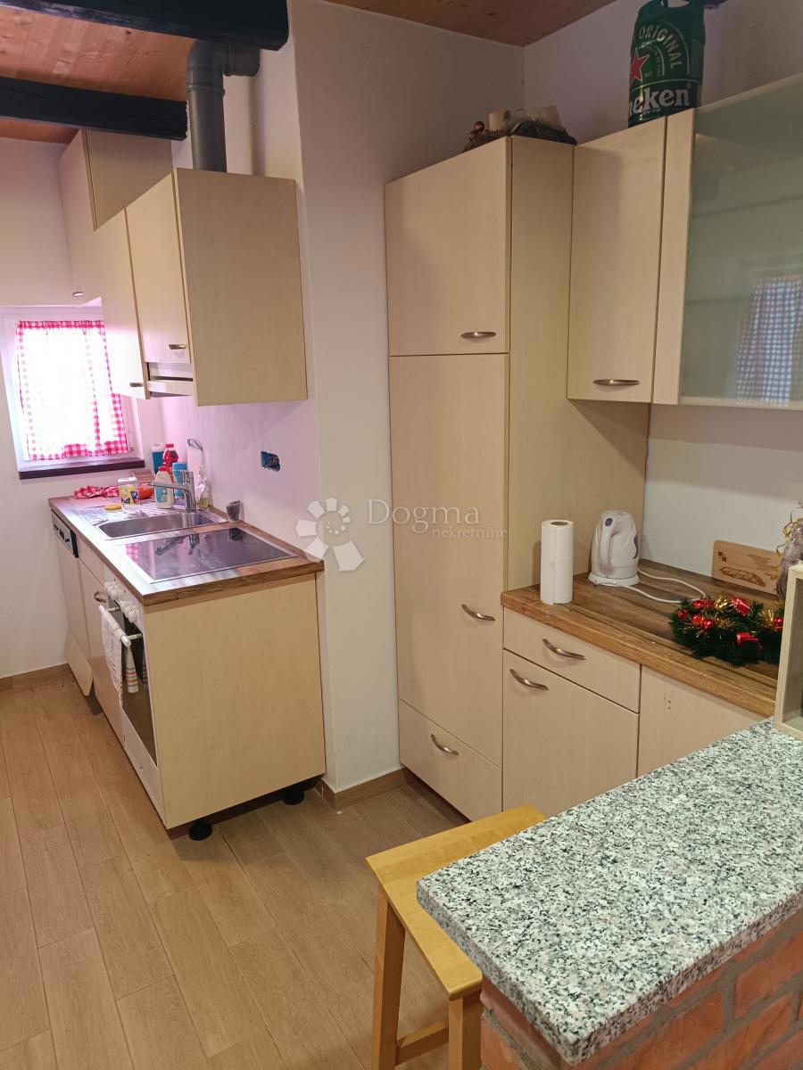 Hiša Svetonedeljski Breg, Sveta Nedelja, 91m2