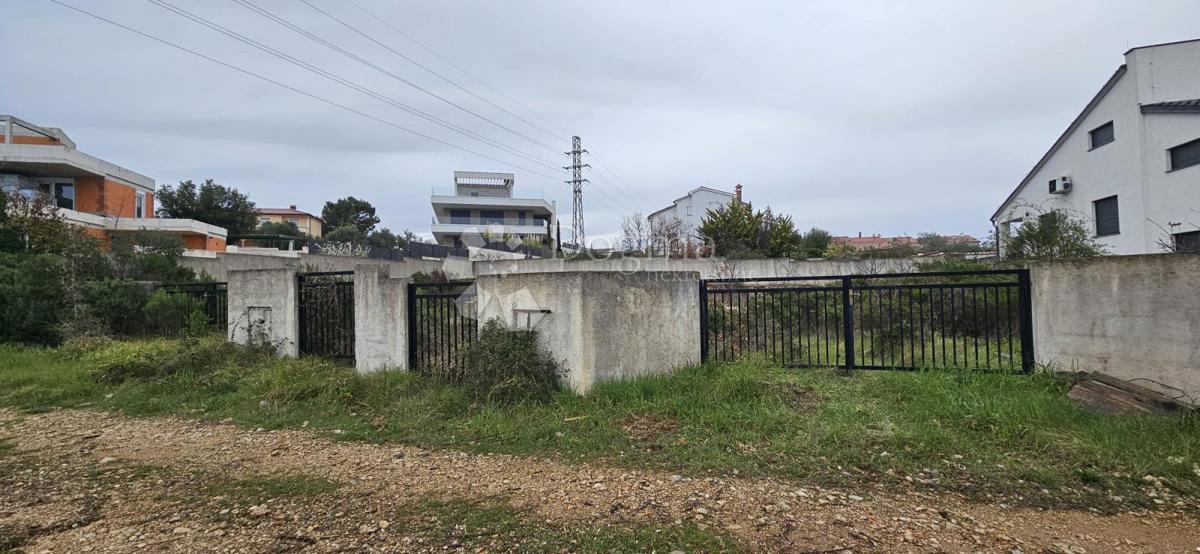 Zazidljivo zemljišče Barbariga, Vodnjan, 534m2