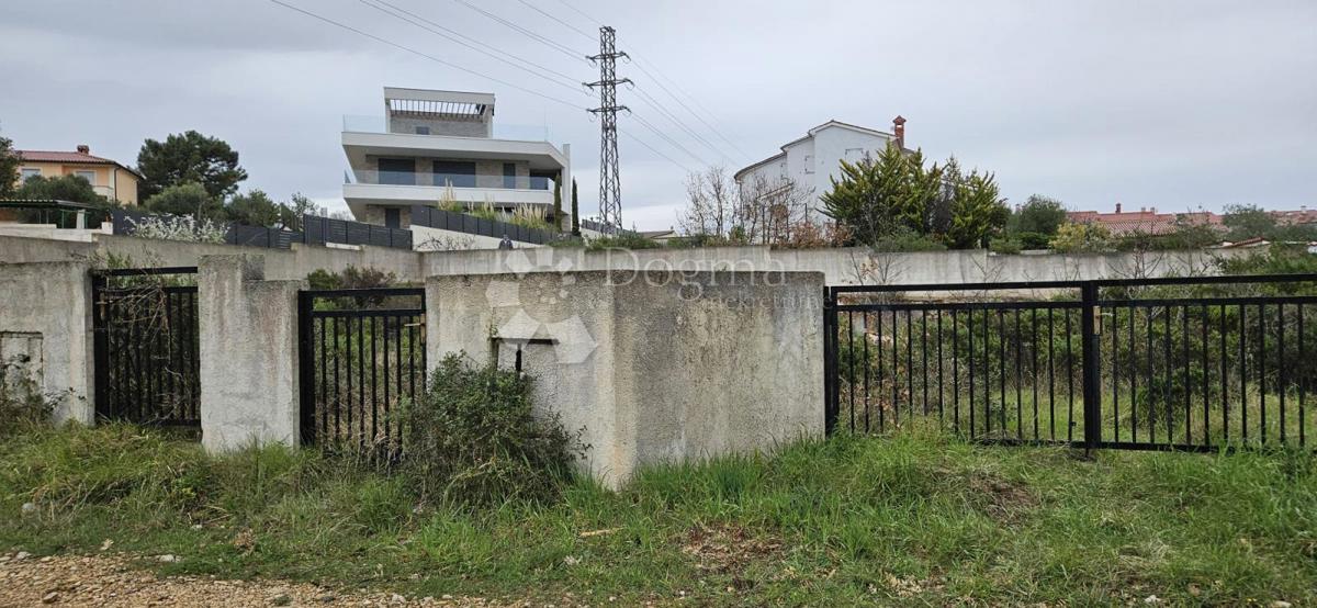 Zazidljivo zemljišče Barbariga, Vodnjan, 534m2