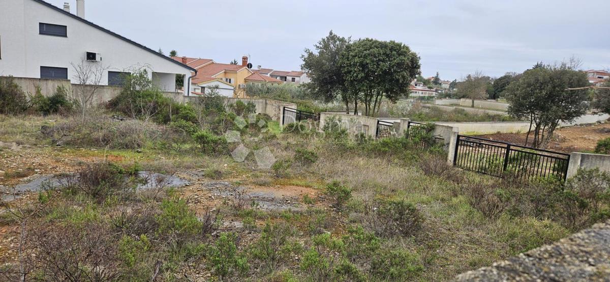 Zazidljivo zemljišče Barbariga, Vodnjan, 534m2
