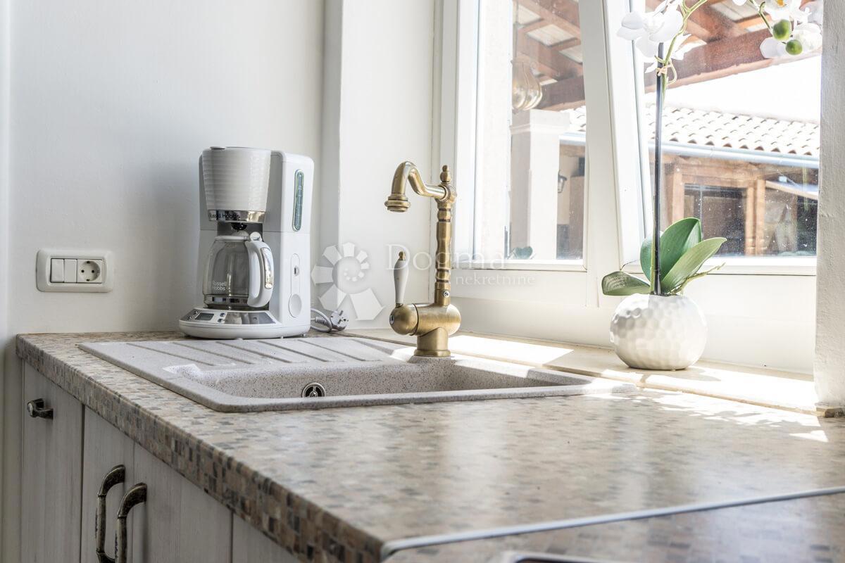 Hiša Smoljanci, Svetvinčenat, 180m2