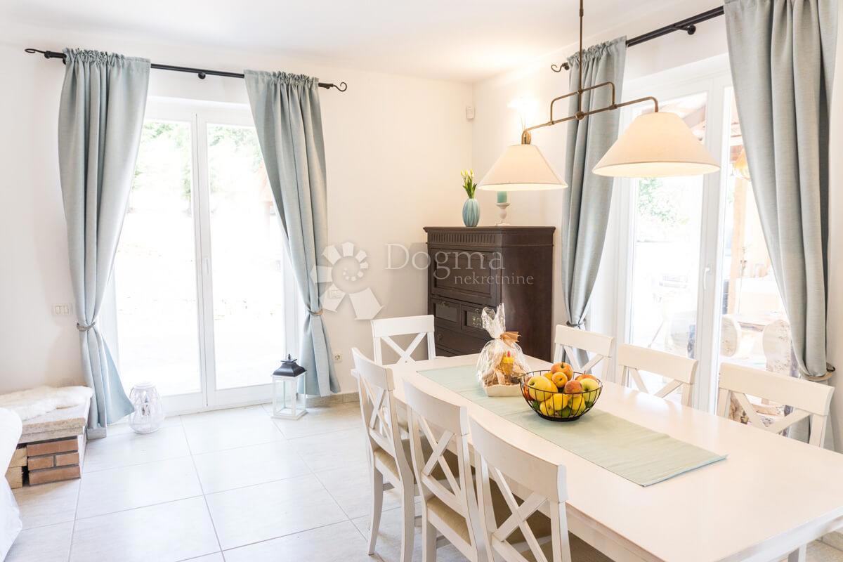 Hiša Smoljanci, Svetvinčenat, 180m2