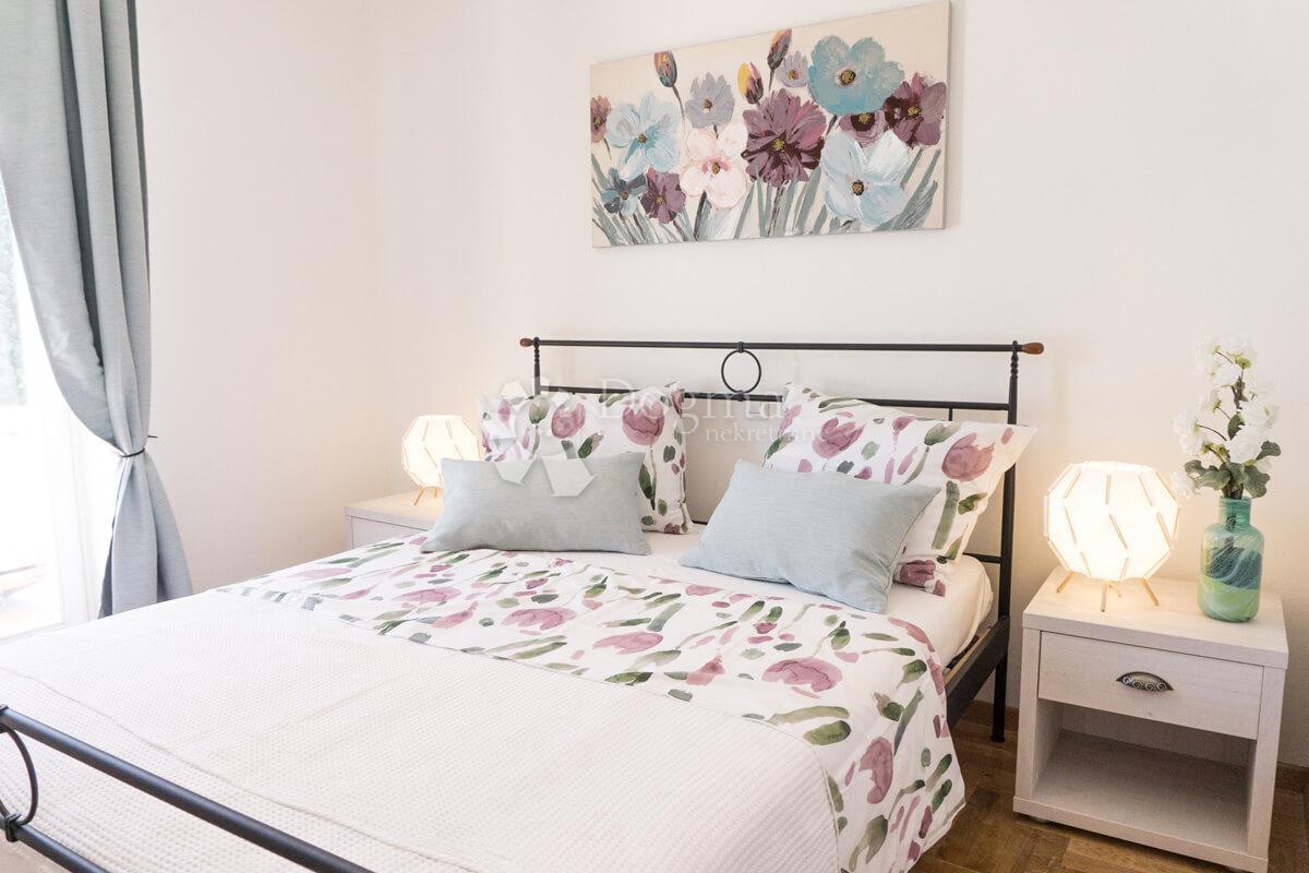 Hiša Smoljanci, Svetvinčenat, 180m2