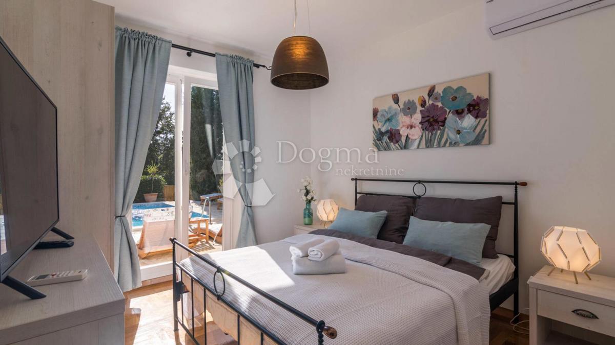 Hiša Smoljanci, Svetvinčenat, 180m2