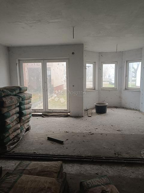 Hiša Kruševica, Slavonski Šamac, 200m2