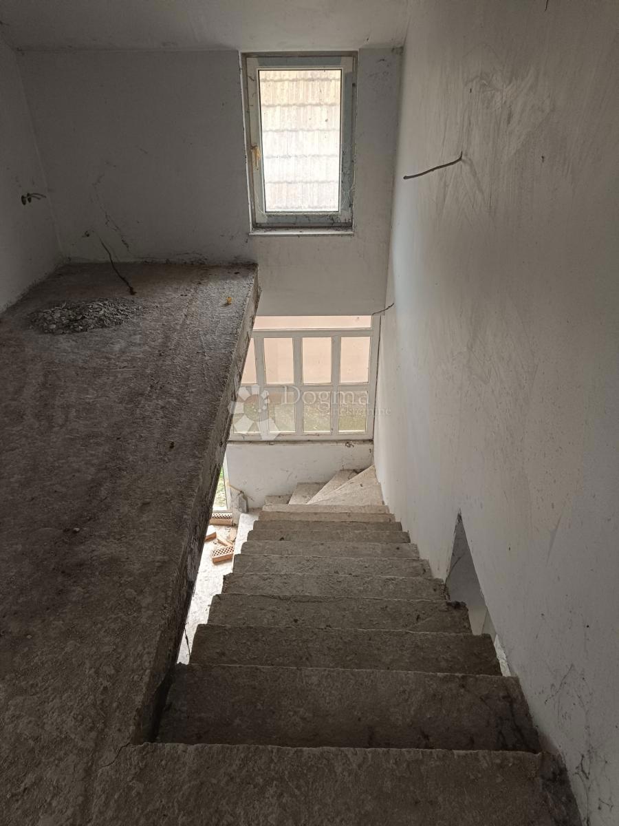 Hiša Kruševica, Slavonski Šamac, 200m2