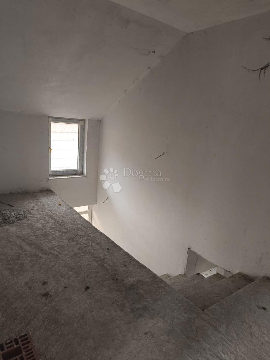 Hiša Kruševica, Slavonski Šamac, 200m2