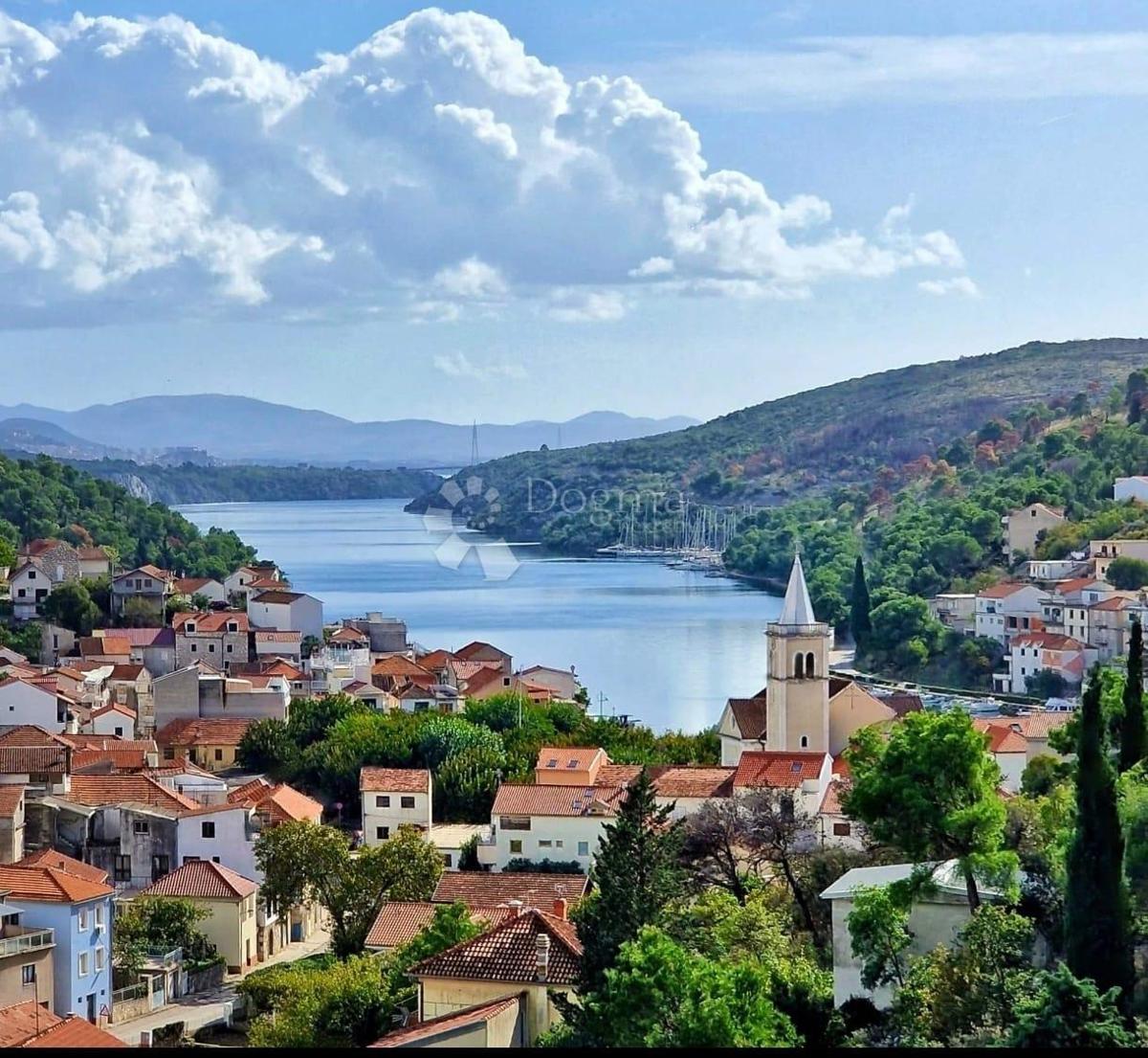 Hiša Zaton, Šibenik - Okolica, 240m2