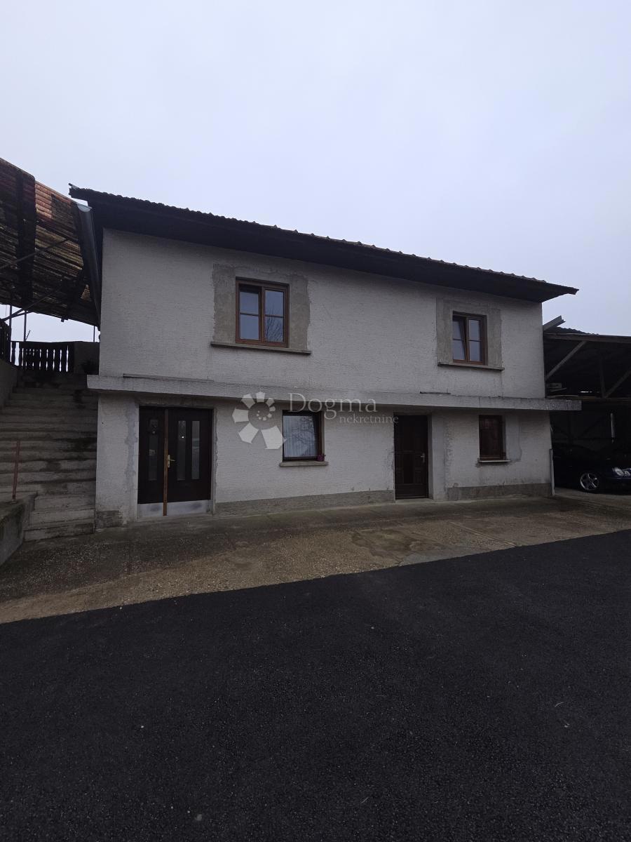 Hiša Sesvetski Kraljevec, Sesvete, 209m2