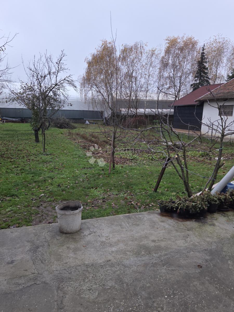 Hiša Sesvetski Kraljevec, Sesvete, 209m2