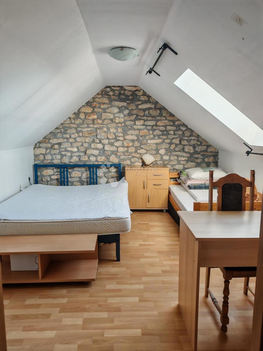 Stanovanje Puljane, Promina, 74,50m2