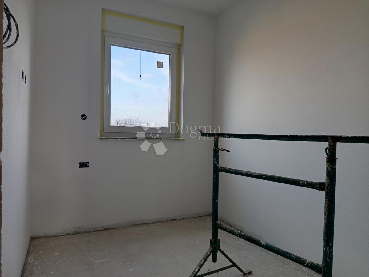 Stanovanje Valdebek, Pula, 79,36m2