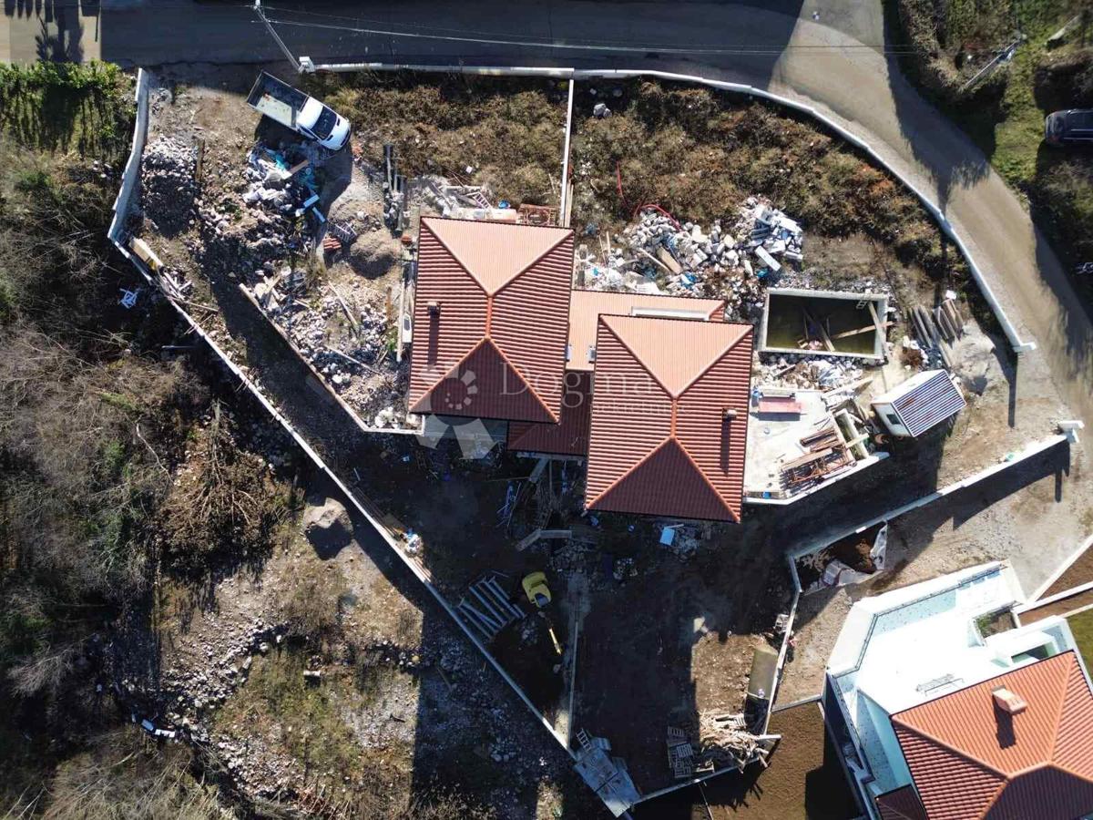 Hiša Mučići, Matulji, 215m2