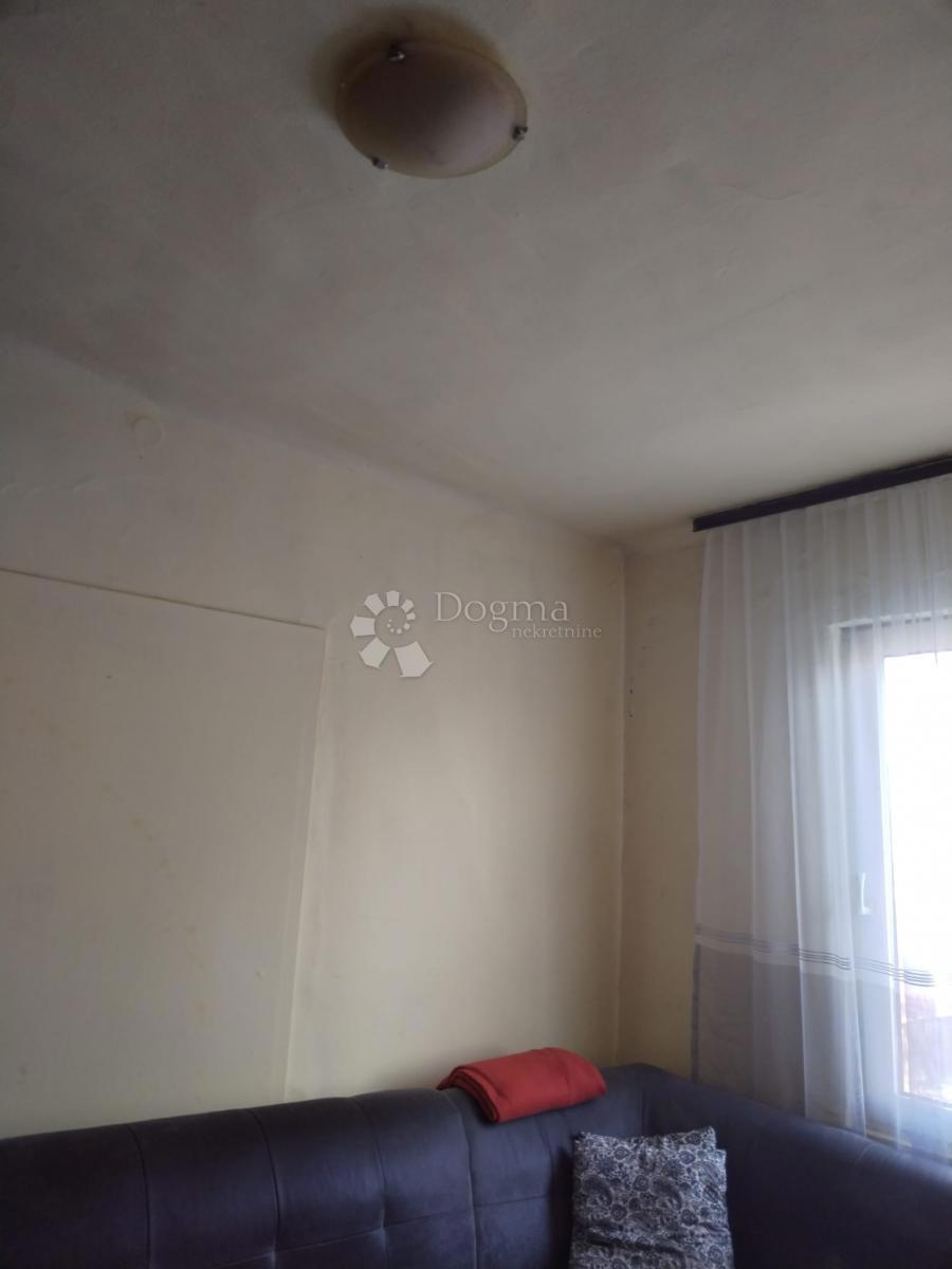 Stanovanje Banija, Karlovac, 42m2