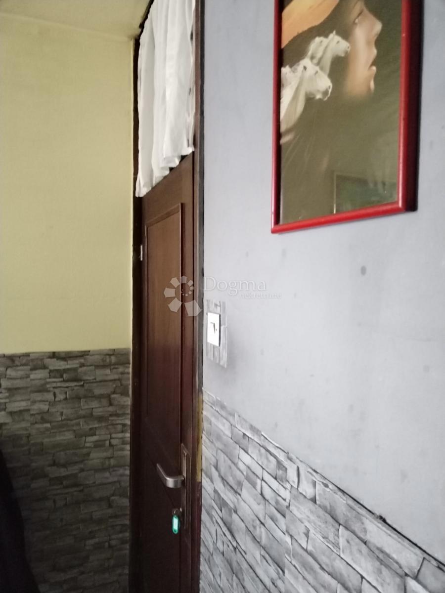 Stanovanje Banija, Karlovac, 42m2