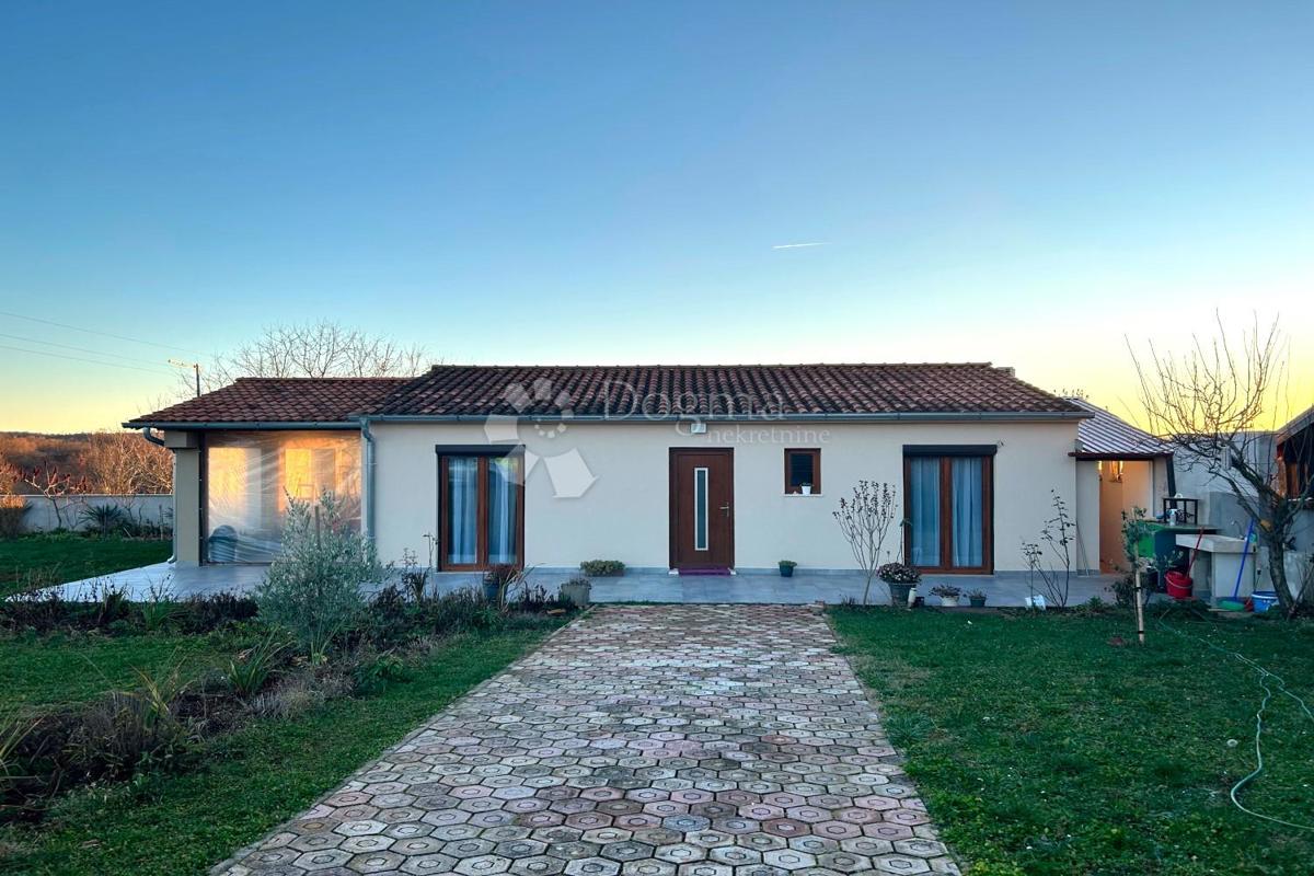 Hiša Svetvinčenat, 109m2