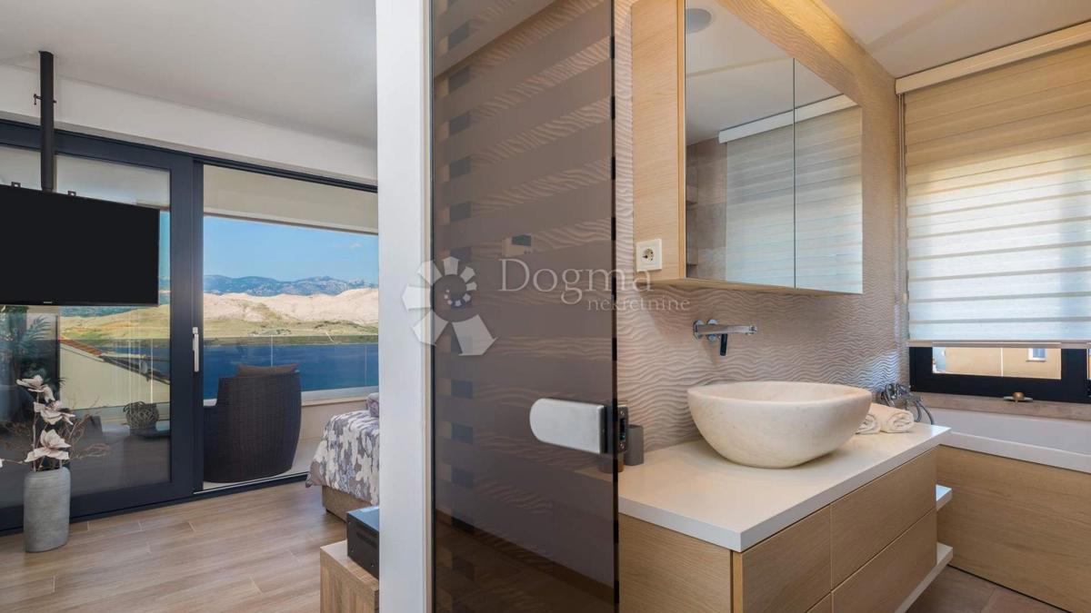 Luksuzna vila na Pagu - 150 m od morja