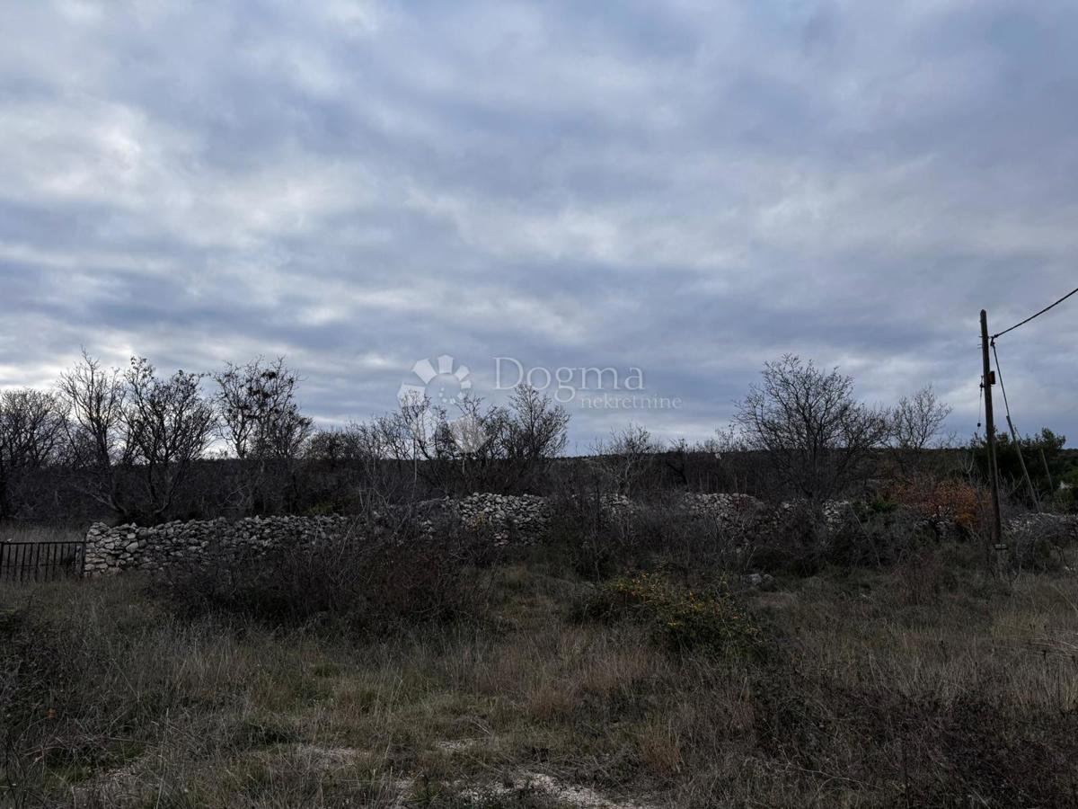 Zazidljivo zemljišče Vinjerac, Posedarje, 11,12m2