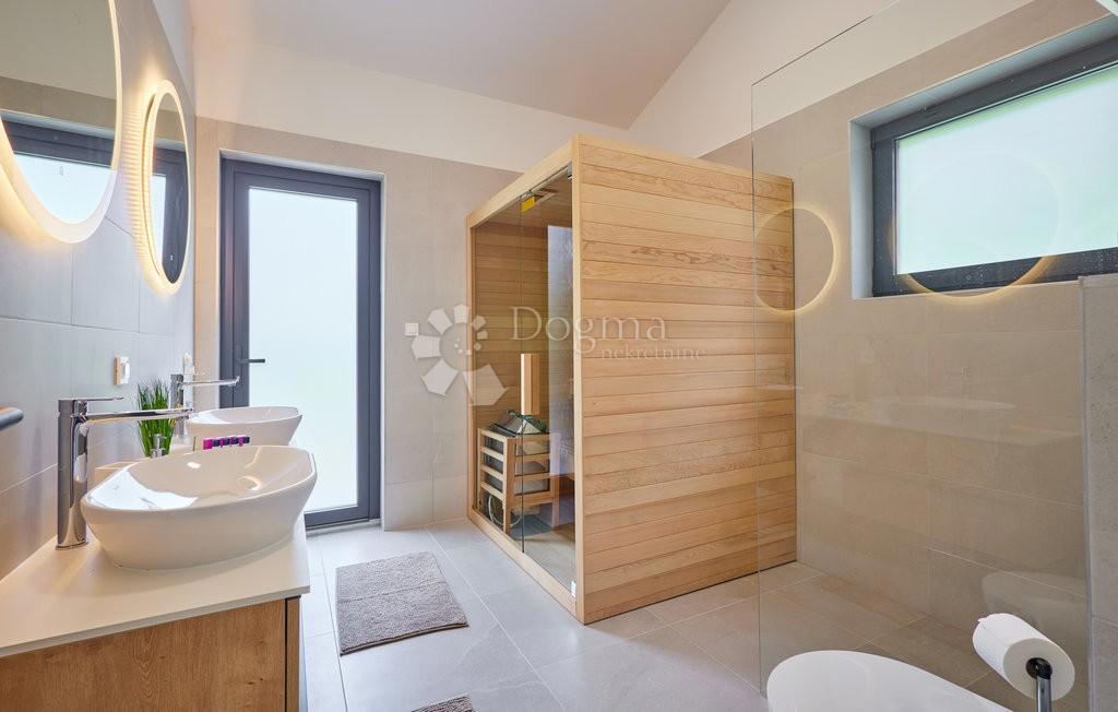 Hiša Trakošćan, Bednja, 93m2