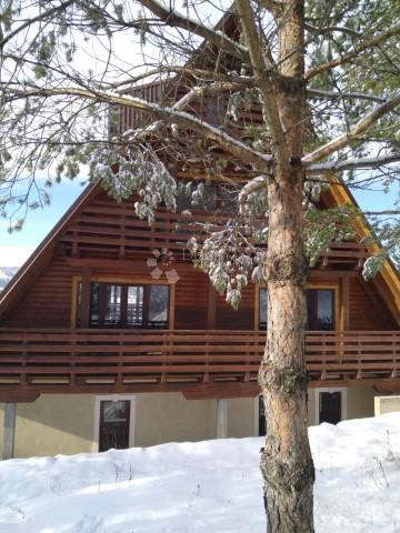 Hiša Ravna Gora, 380m2