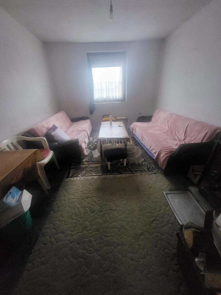 Hiša Dubovac, Gornji Bogićevci, 100m2