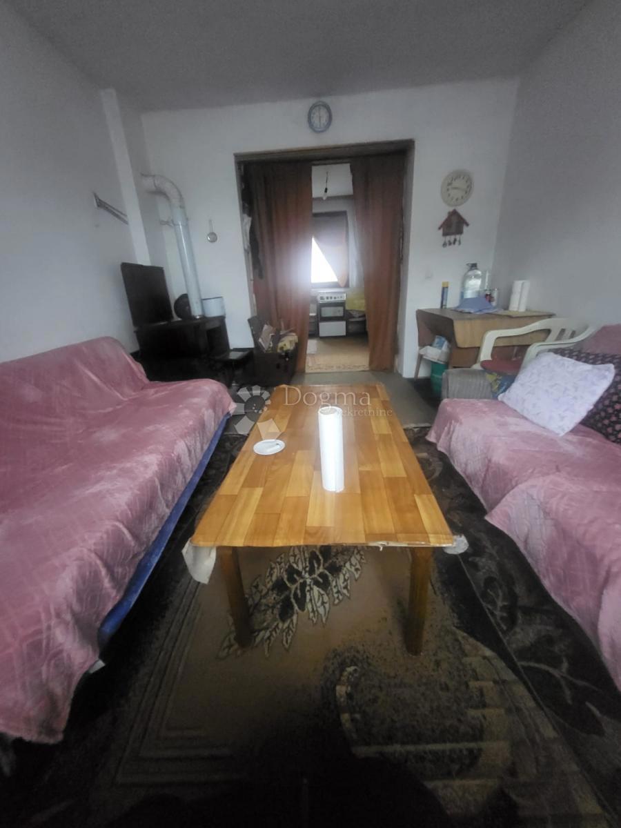 Hiša Dubovac, Gornji Bogićevci, 100m2