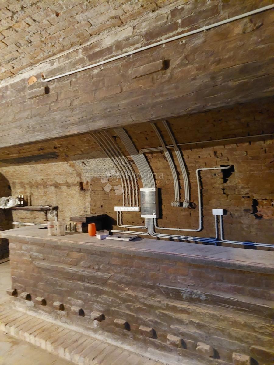 Poslovni prostor Darda, 174,08m2