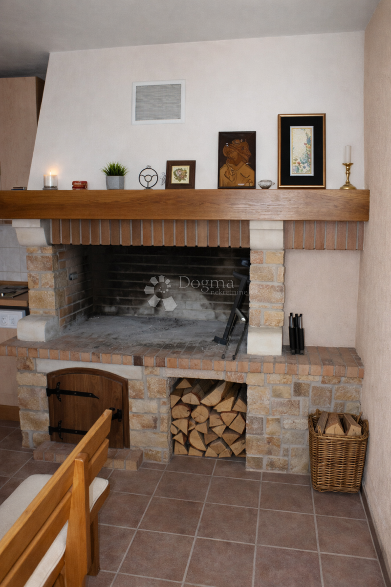 Hiša Podstrana, 435m2