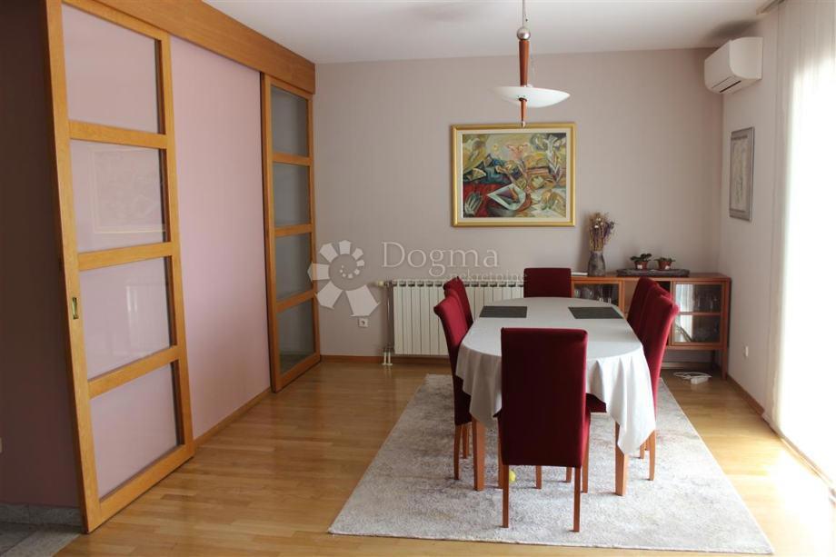 Hiša Podstrana, 435m2