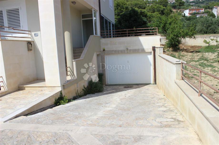 Hiša Podstrana, 435m2