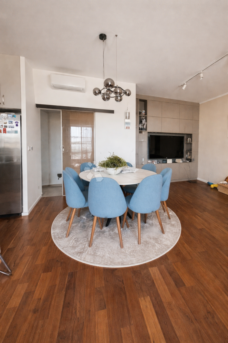 Hiša Podstrana, 435m2