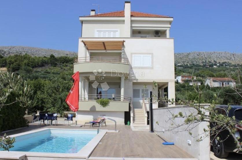 Hiša Podstrana, 435m2