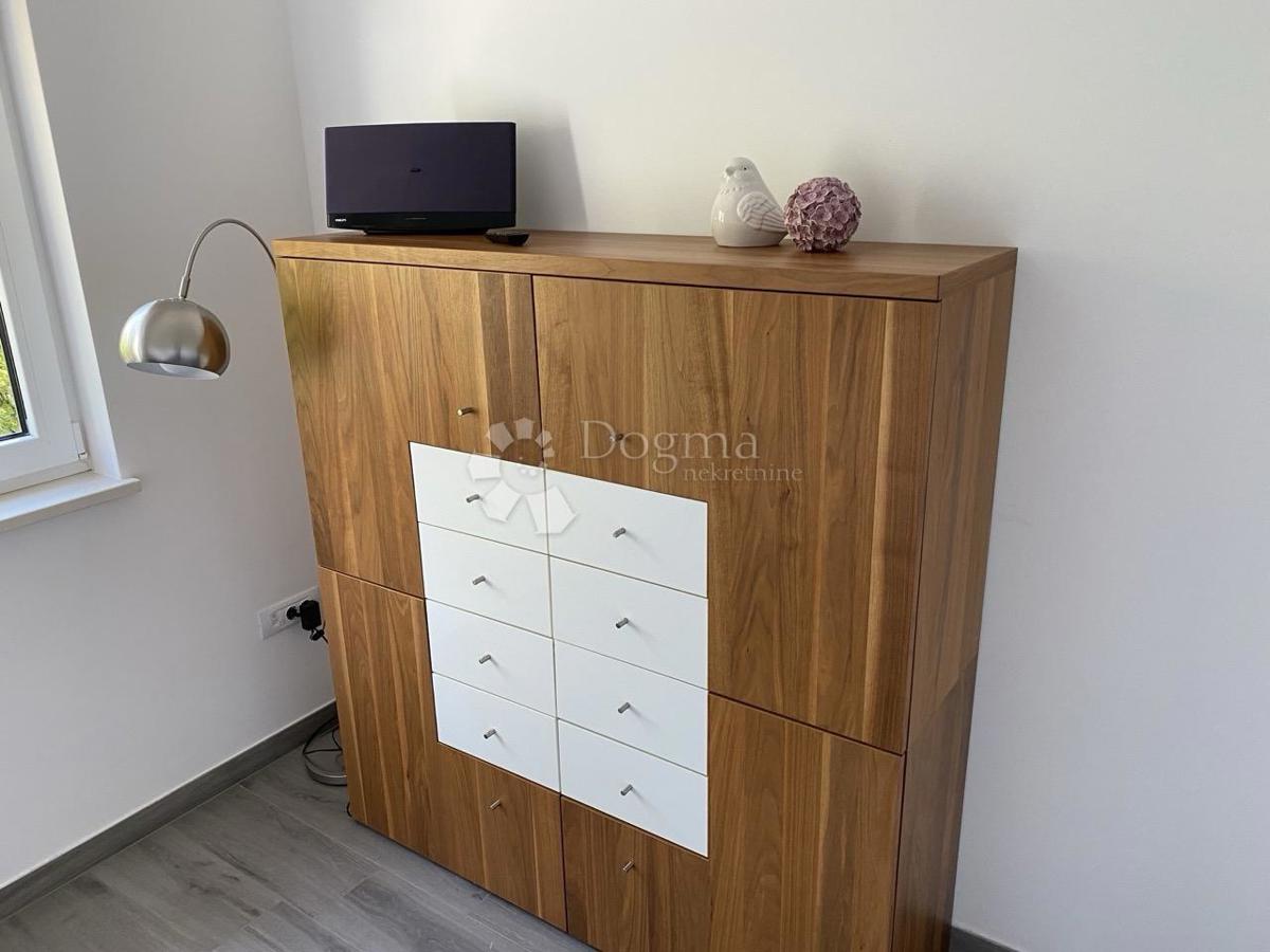 Stanovanje Pobri, Opatija - Okolica, 94m2