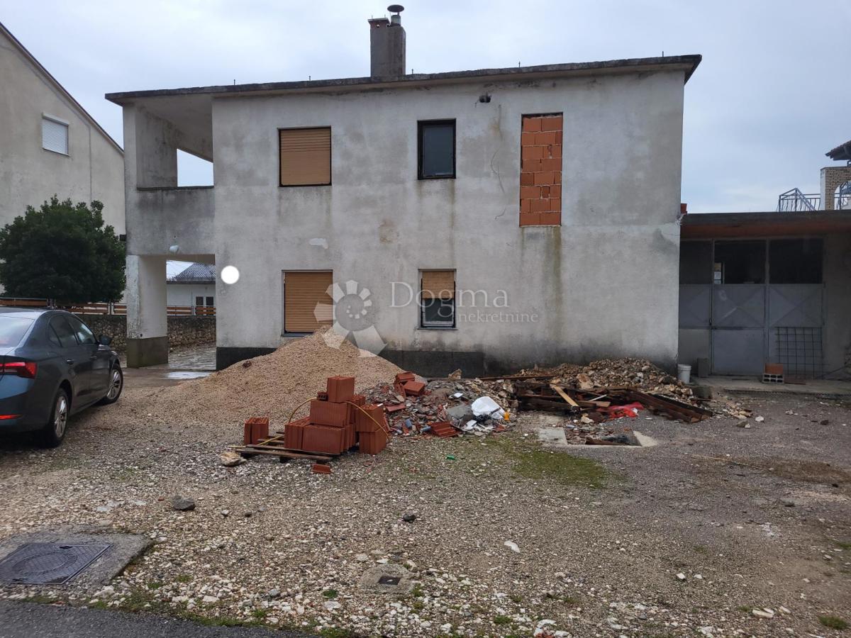 Hiša Jadranovo, Crikvenica, 190m2