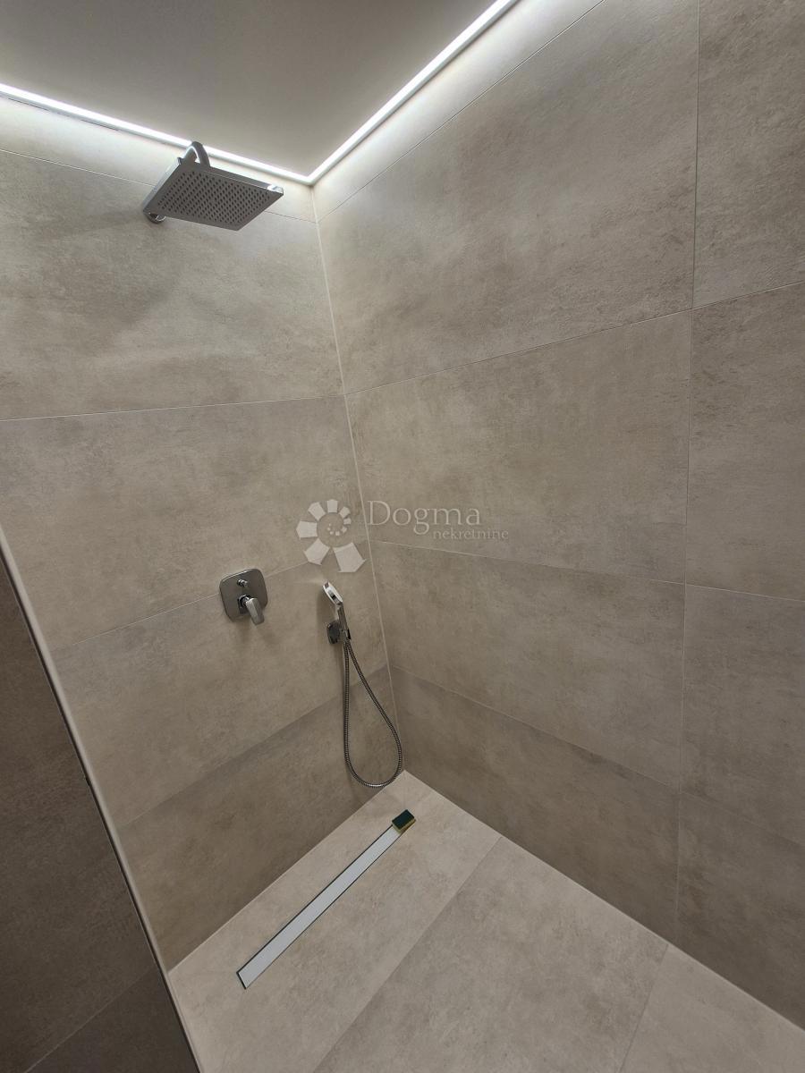 Apartma Crikvenica, 103m2