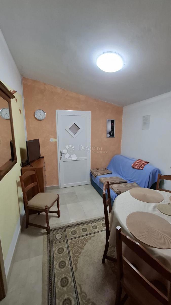 Hiša Posedarje, 500m2